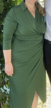 Kleid ANNA FIELD Curvy grün, Grösse 44 