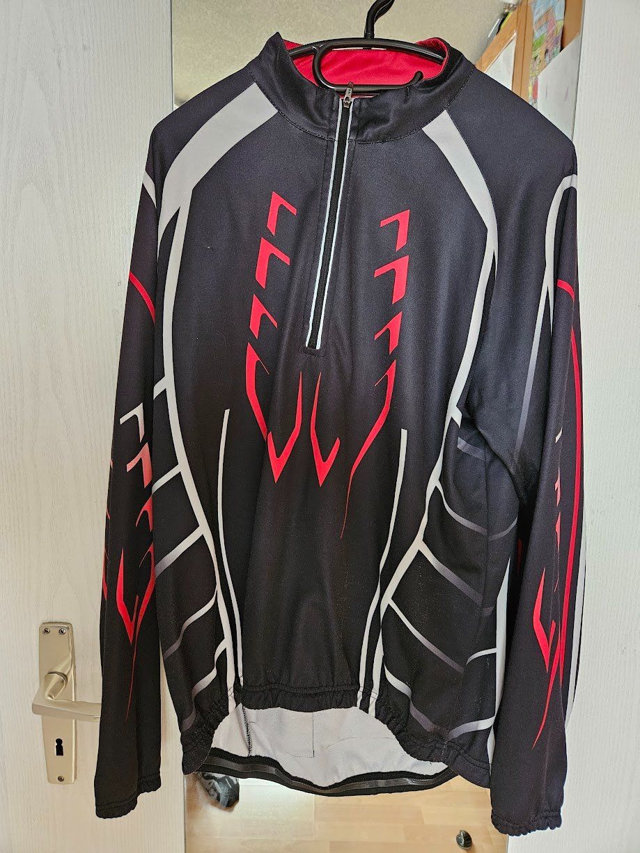Canottiere & Pantaloni: Velotrikot  GR. 54 – Usato da Laupen ZH venduto da Acf2000 1