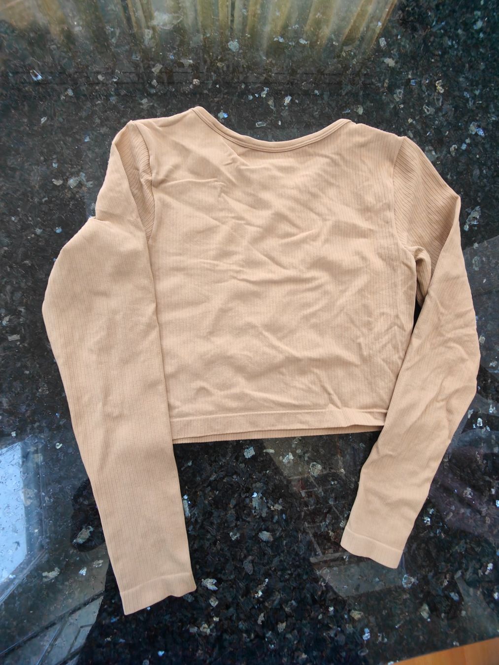 H&M T-shirt: Kurz T-Shirt – Usato da Zürich venduto da Mumpfi9 1