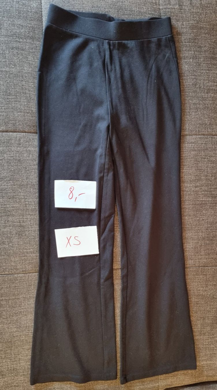 Pantaloni: Stoffhose, Gr. XS – Usato da Oberrüti venduto da Nicki_Like