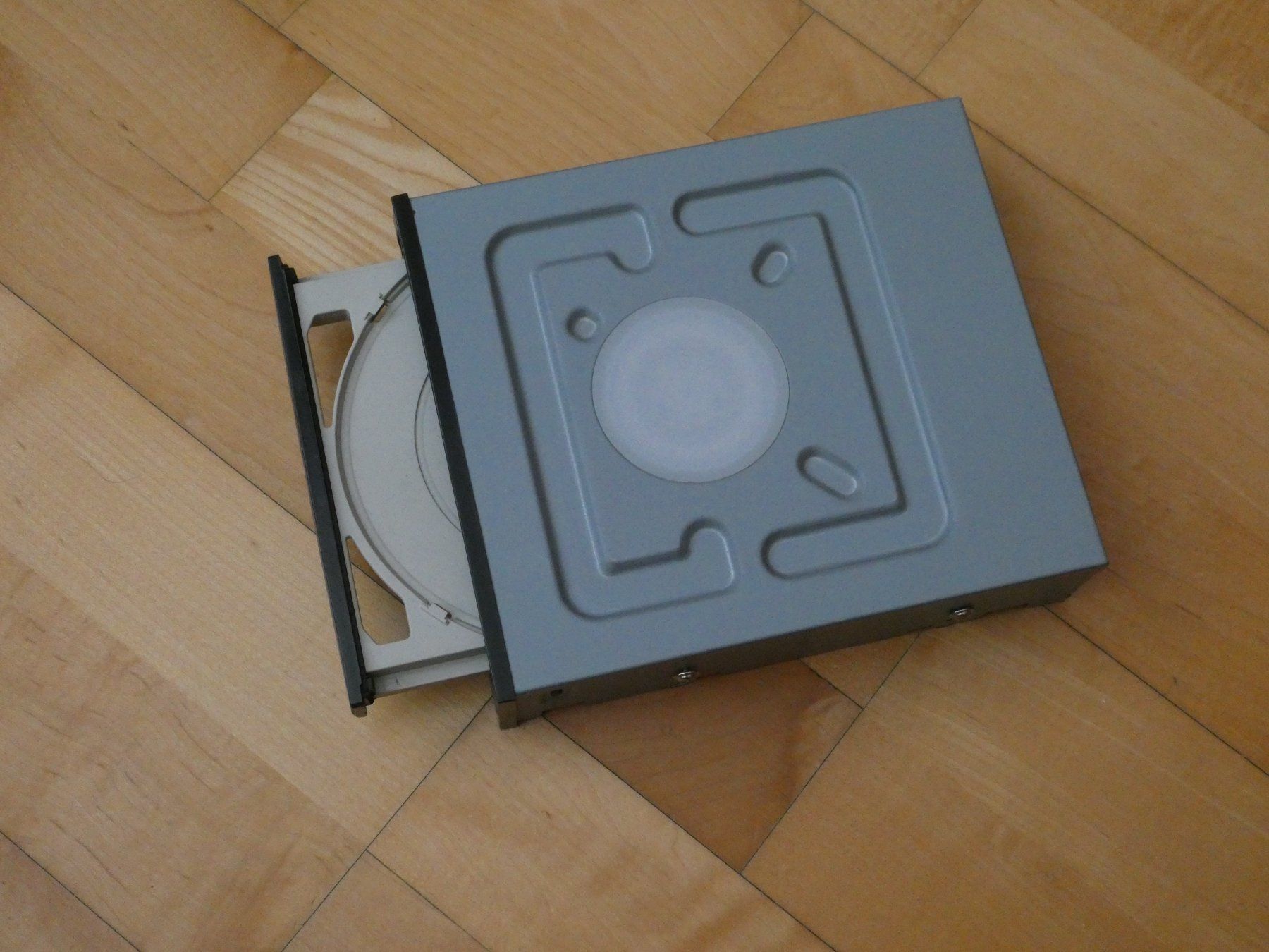 Lettore multimediale & Streamer: Internes CD-/DVD‑Laufwerk mit Brenner – Usato da Muntelier venduto da Rwc 4