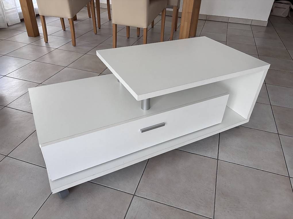 Mobili TV: TV-Tisch – Usato da Wettingen venduto da dompromillo