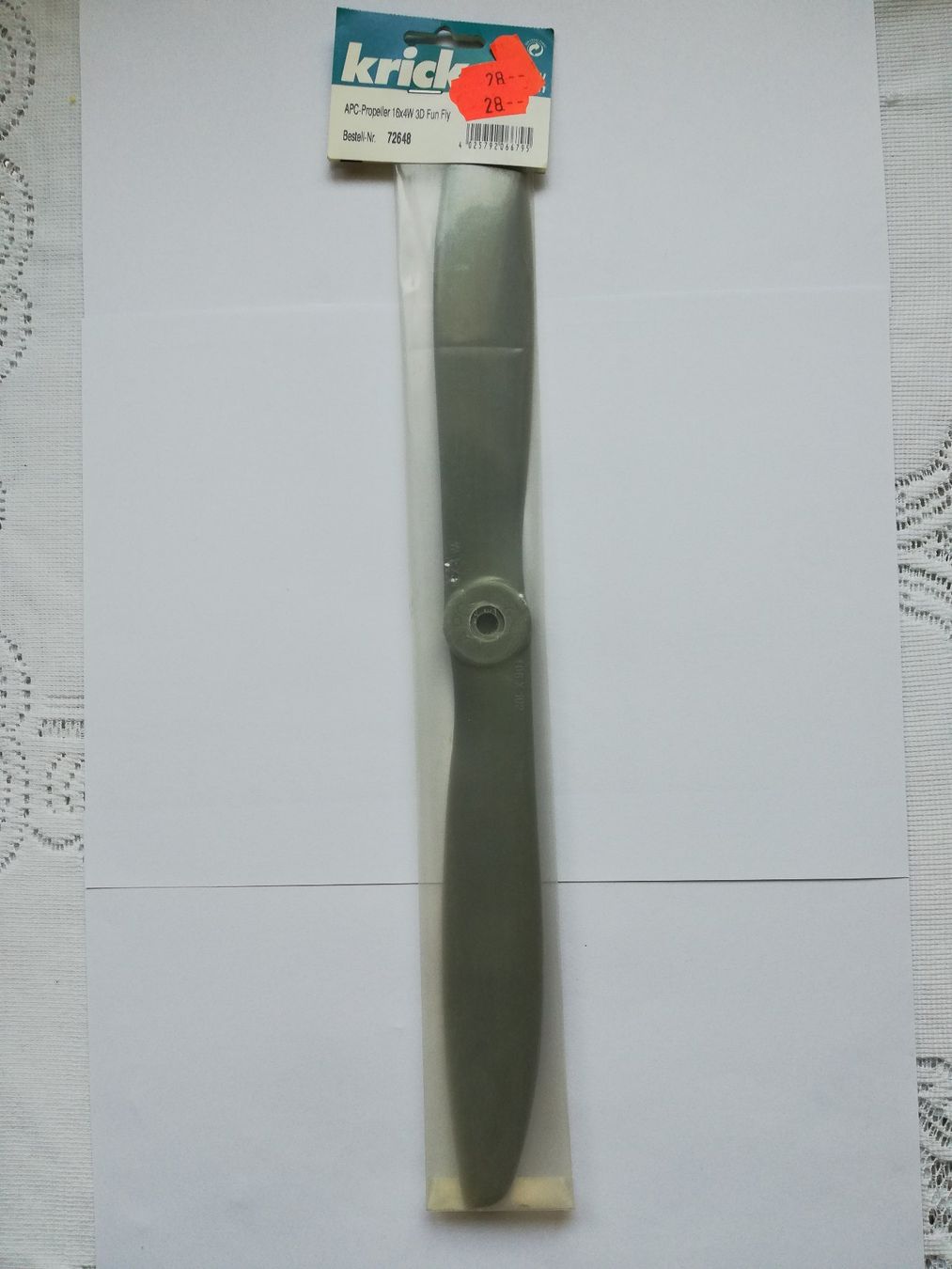 Modellismo RC: APC Propeller 2-Blatt 16 x 4W 3D Fun Fly – Nuovo e nell'imballaggio originale da Flüh venduto da AMS-Modellbau
