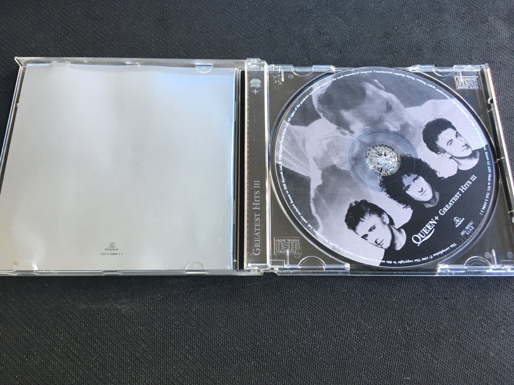 CDs: Queen - Greatest Hits III -CD- – Gebraucht aus St.Gallen von MedienJoe 1