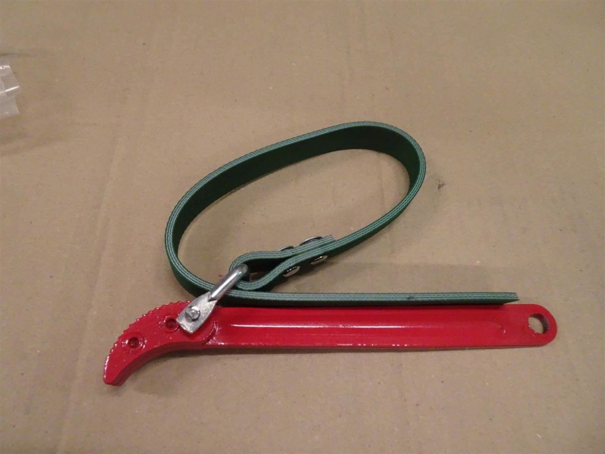 Alle Werkzeuge: Profi Oelfilterschlüssel mit Leder – Neu und originalverpackt aus Necker von liq24
