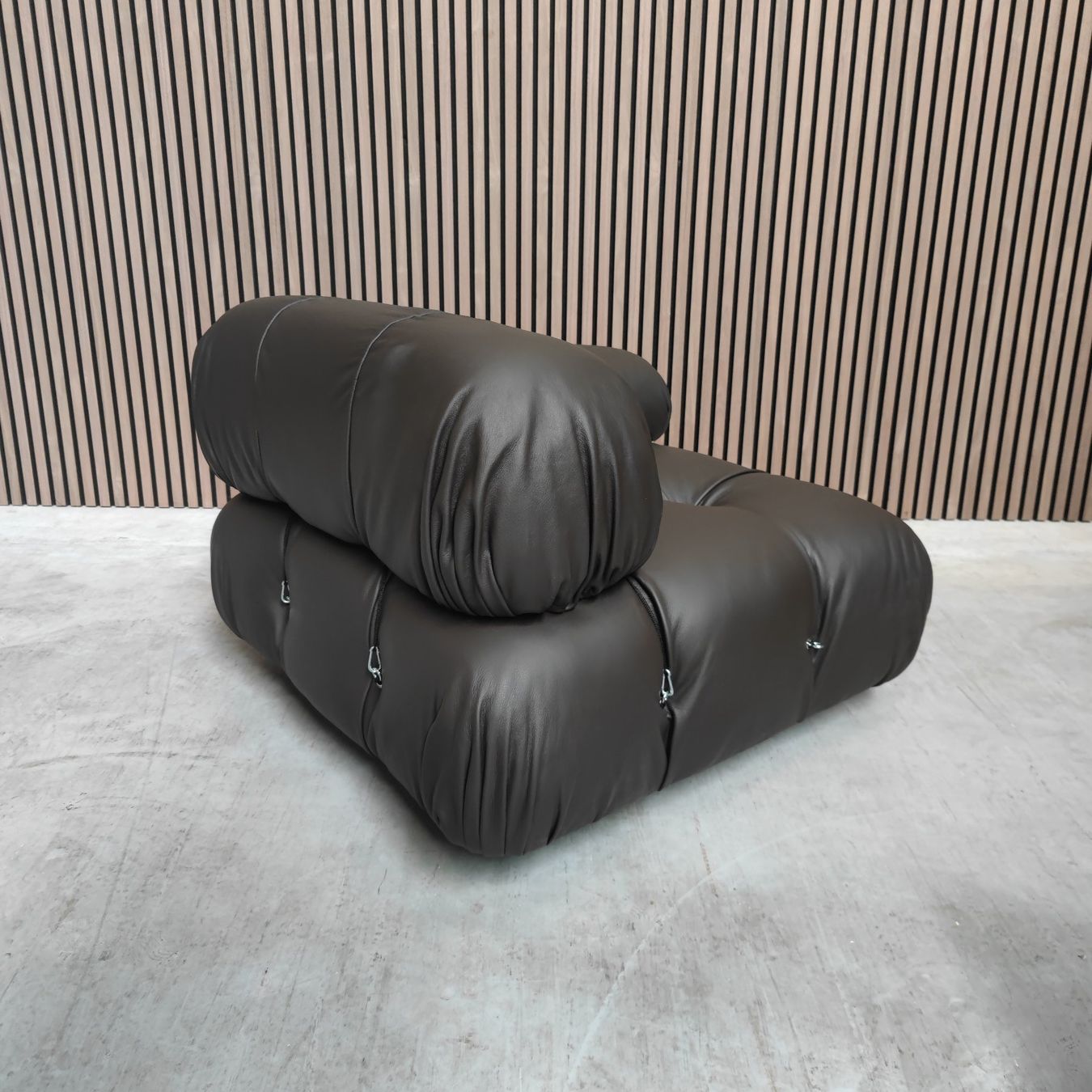 B&B Italia Sofas: B&B Italia Camaleonda Sofa Mokka – Gebraucht aus Zürich von Nexclusives.com 5