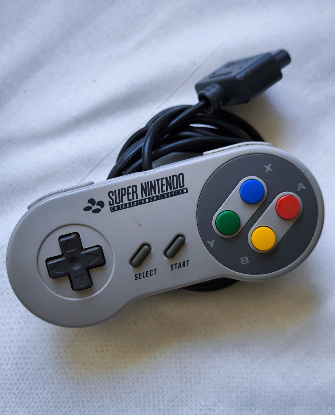 Nintendo Konsolen: Console Super Nintendo - SNES + 1 game – Gebraucht aus St-Prex von Deetouch 4