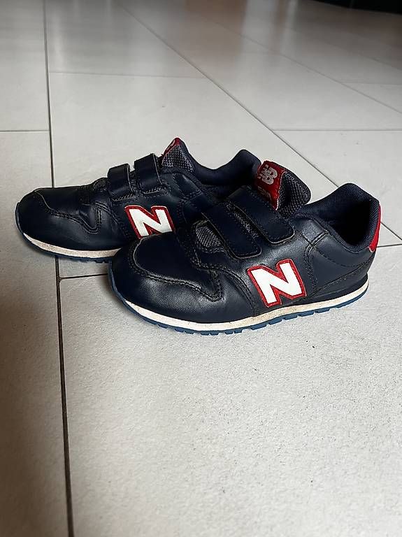 Scarpe per ragazzi: New Balance Turnschuhe 32 – Usato da Rüschegg Gambach venduto da ninavui