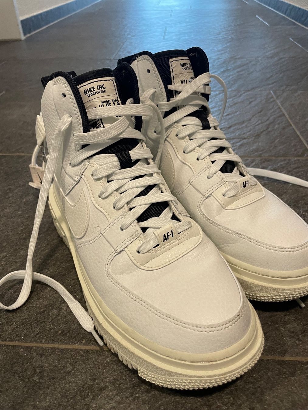 Nike Scarpe da donna: Nike Schuhe – Nuovo (secondo la descrizione) da Schwerzenbach venduto da coccanella