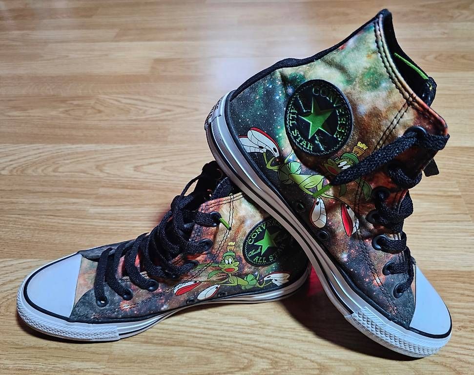 Converse Herrenschuhe: Converse Looney Tunes – Gebraucht aus Würenlingen von lionhill77 1