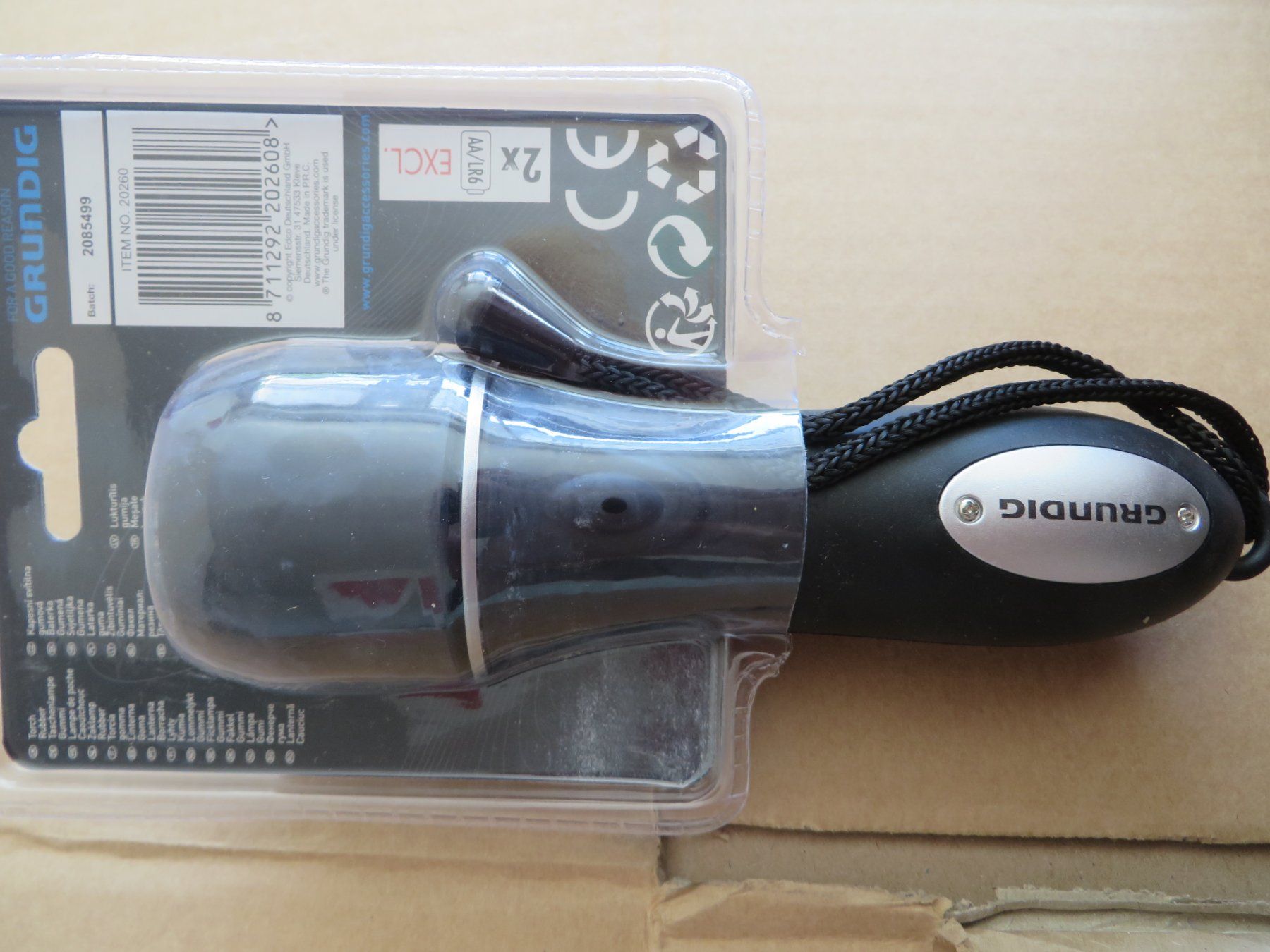 Grundig Lampes: Taschenlampe – Neuf avec emballage d'origine à Grüningen par Urtica 2