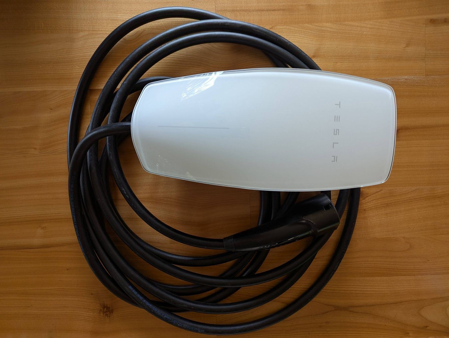 Tesla Chargeurs de batterie: Tesla Wall Connector Gen 3 – D'occasion à Oberengstringen par eltz