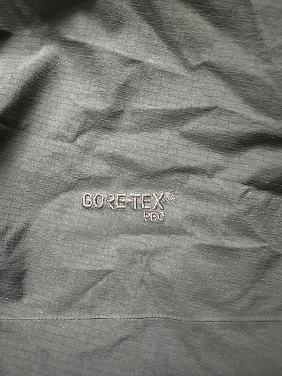 Arcteryx Jacken: Arcteryx Beta AR Regenjacke – Gebraucht aus Marly von pasequale 5