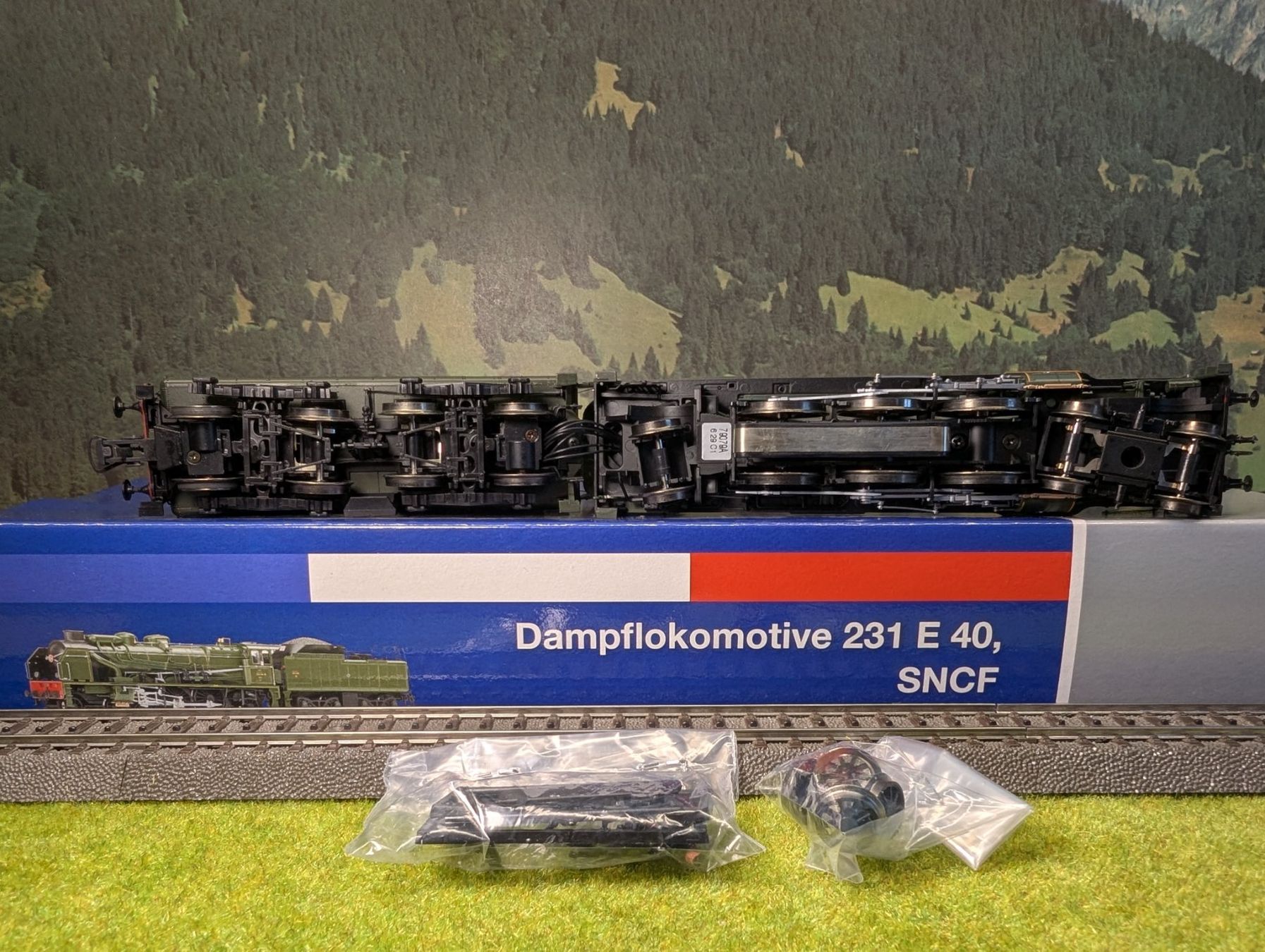 Roco Modellini di ferrovie: Roco 79079 Edition _ SNFC Dampflokomotive 231 E 40 _ digital – Usato da Uerikon venduto da Airport68 8