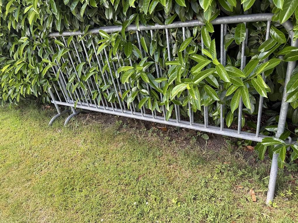 Recinzioni: Absperrgitter (4 Stk.) – Usato da Zufikon venduto da Karon 1