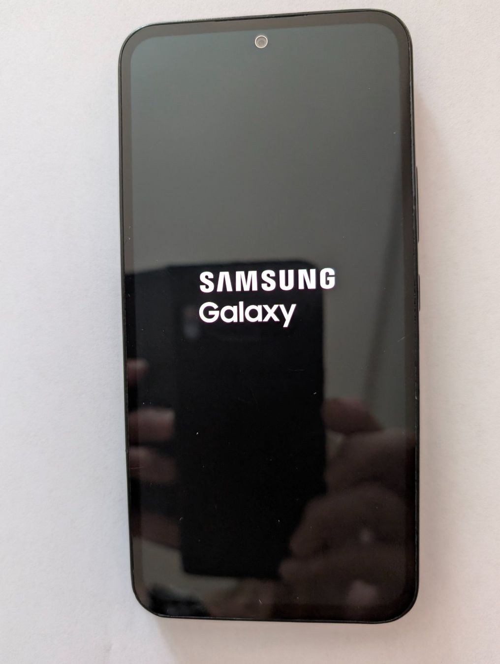 Samsung Portables: Samsung Galaxy A 54, 5 G – D'occasion à Schaffhausen par marion034 1