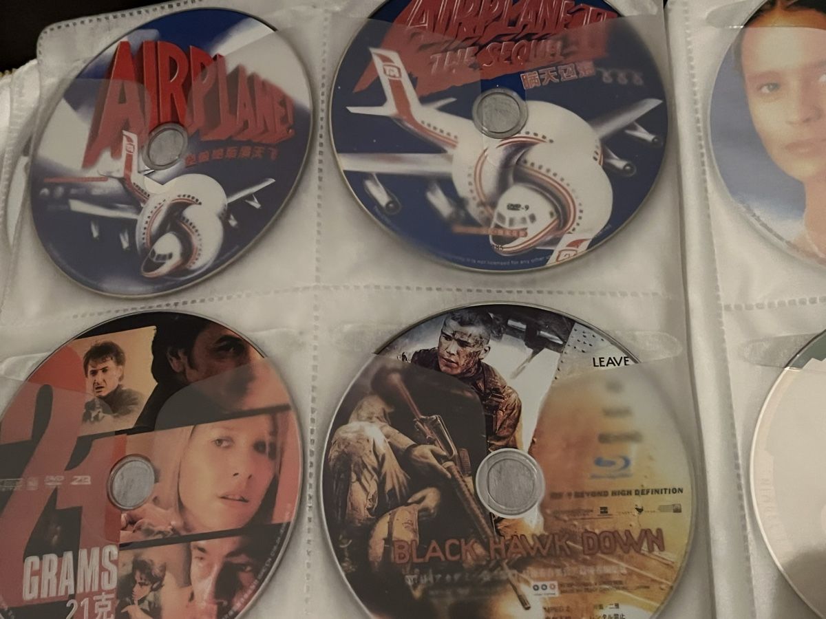 Tutti i DVDs: 100 Stk. grosse DVD Sammlung OV Englisch Code 6 – Usato da Bern venduto da hispano74 9