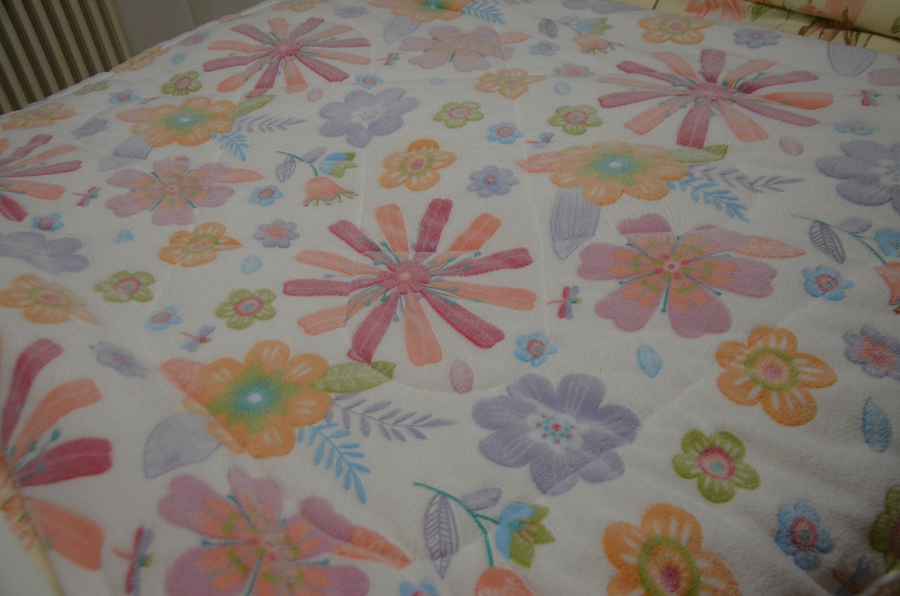 Coperte: COUVERTE NEU - CM 205X155 – Nuovo (secondo la descrizione) da Chiasso venduto da Dolly015