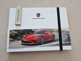 Pressedoku. Porsche auf USB-Stick und Notizbuch (2017) NEU