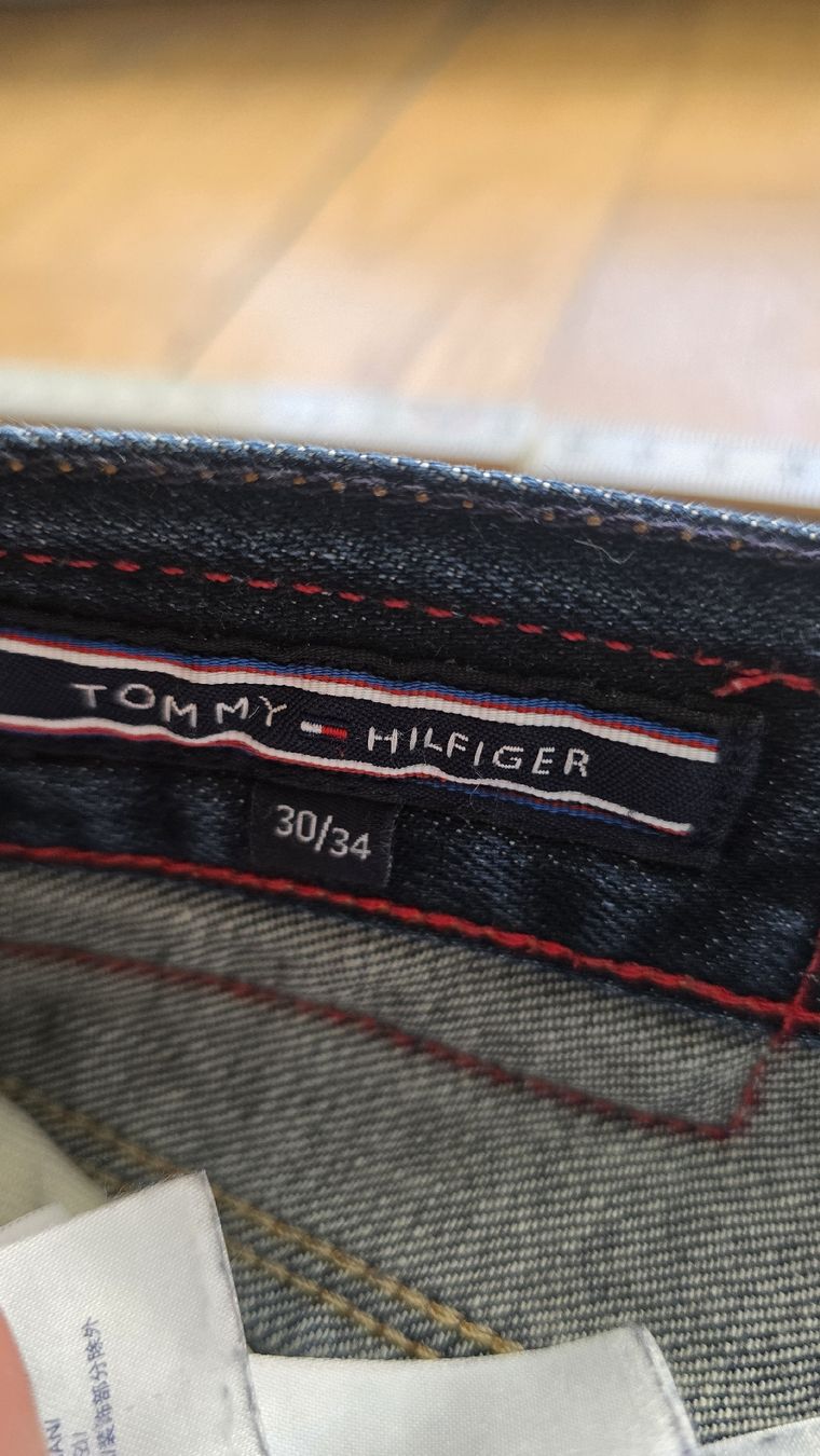Tommy Hilfiger Jeans: Tommy Hilfiger Jeans Gr. 30/34 – Usato da Emmenbrücke venduto da meu_2j8p 4