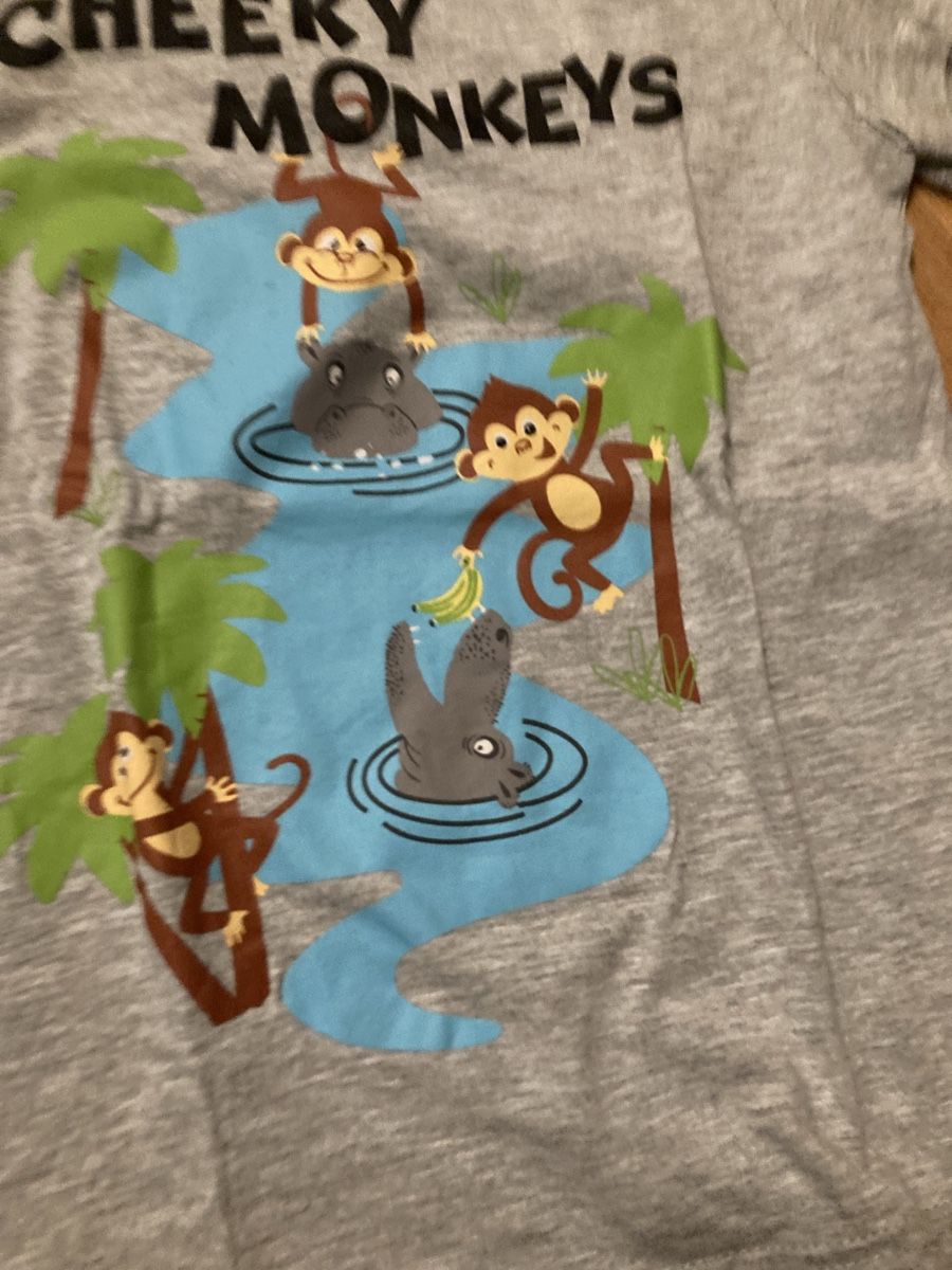 Hemden, T-Shirts & Polos: Kinder Monkey Shirt Gr. 116 – Gebraucht aus Emmenbrücke von JJ_89 1
