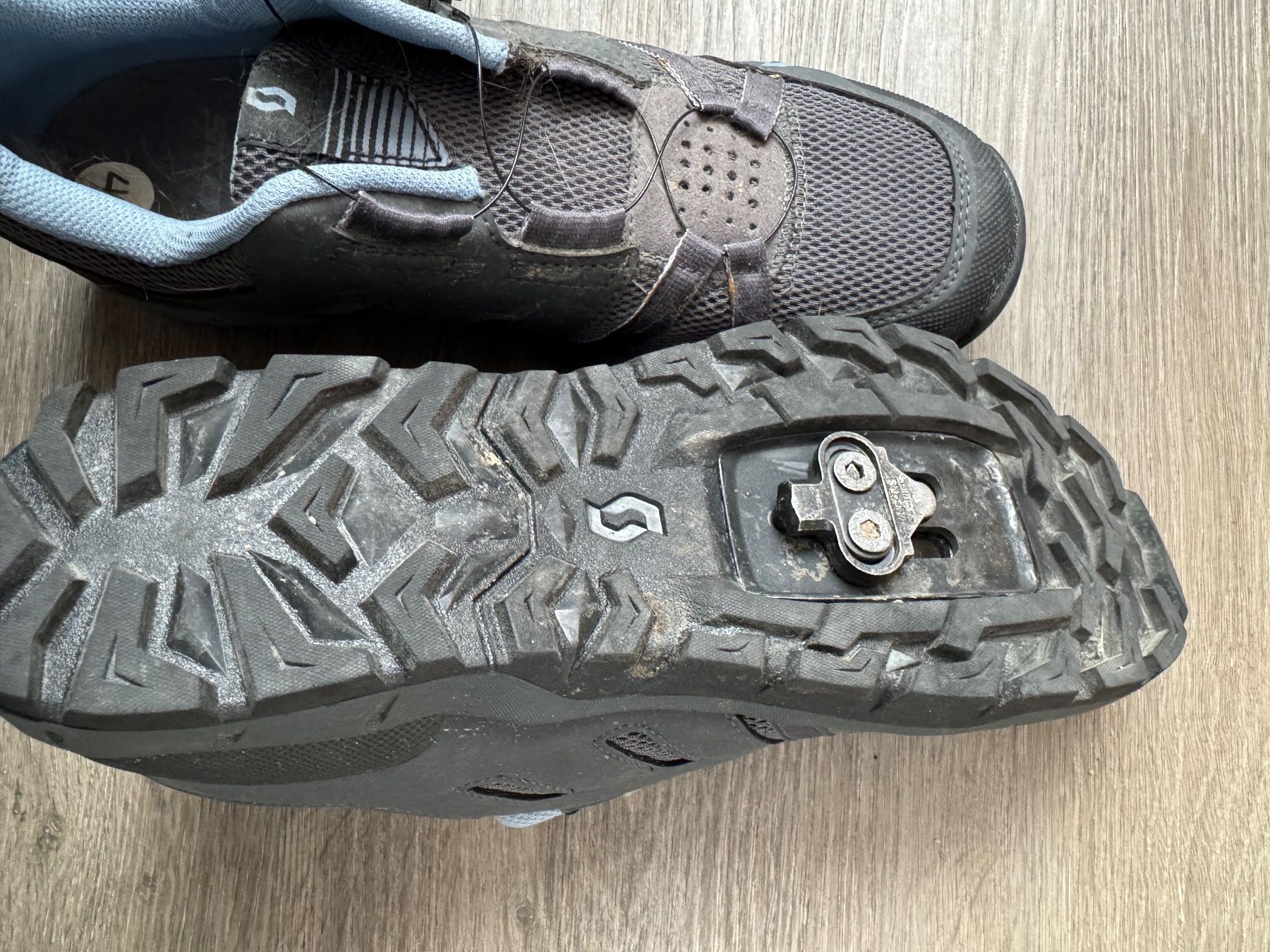 Scott Scarpe da donna: Veloschuh Scott Gr.40 – Usato da Henggart venduto da Vanish 1