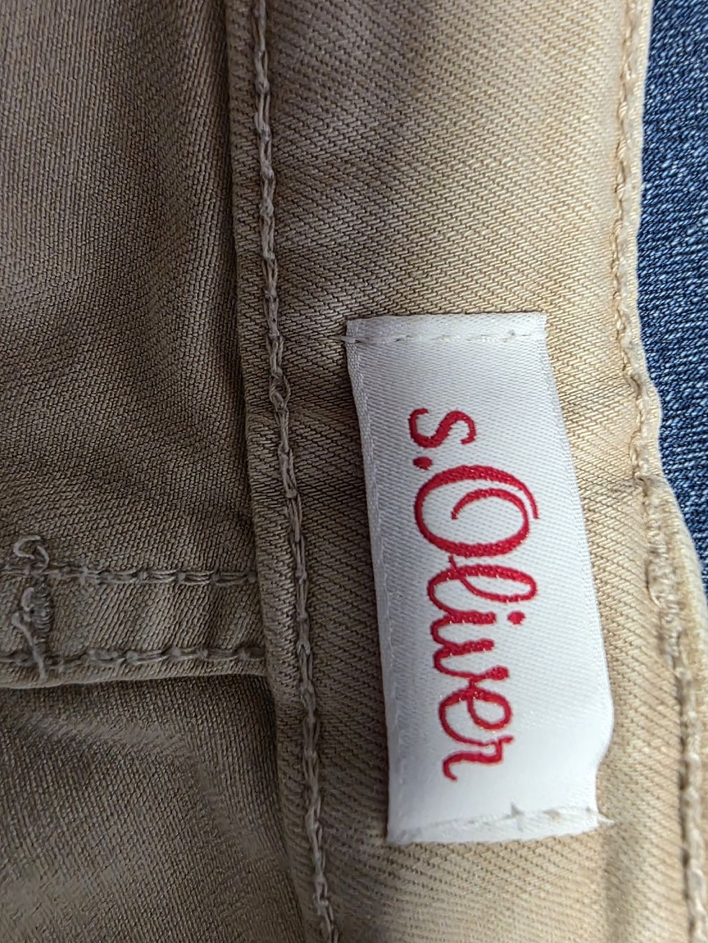 S.Oliver Hosen: Shorts S.Oliver beige size 44 good condition – Gebraucht aus Volketswil von mic_27b5 2