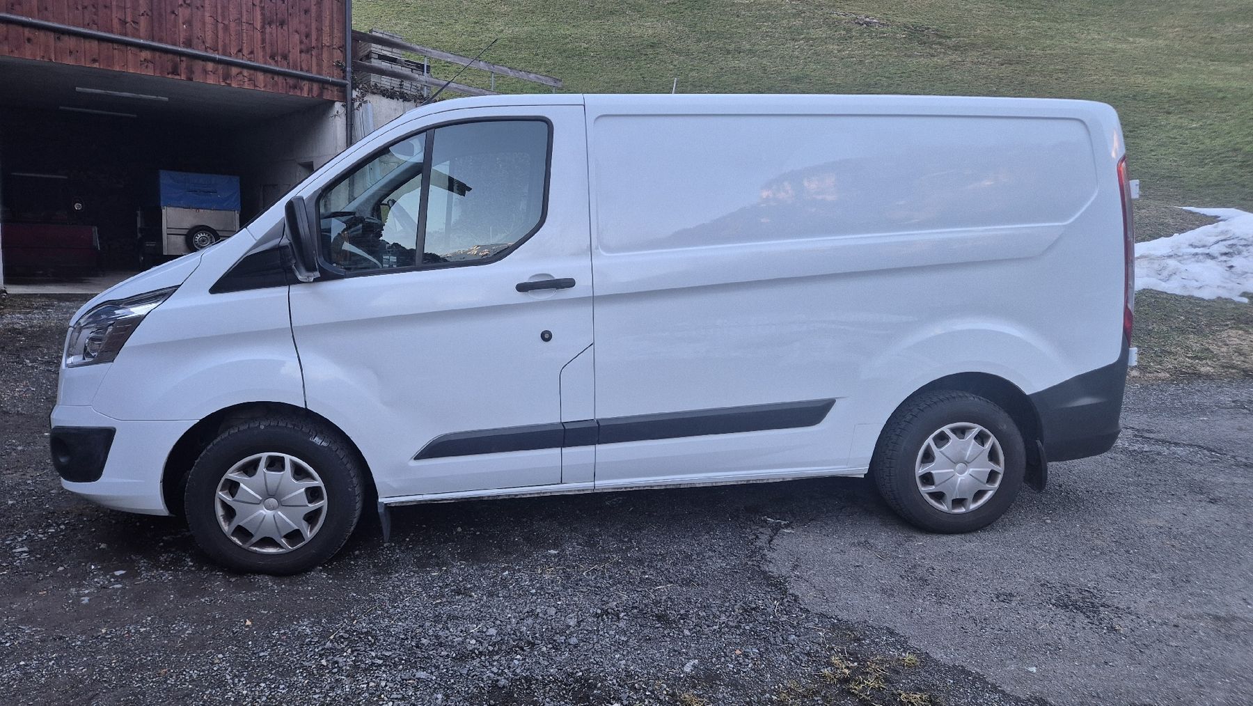 Ford Veicoli commerciali: Ford Transit Custom 290 L1H1 – Usato da Unteriberg venduto da Kusli00 1
