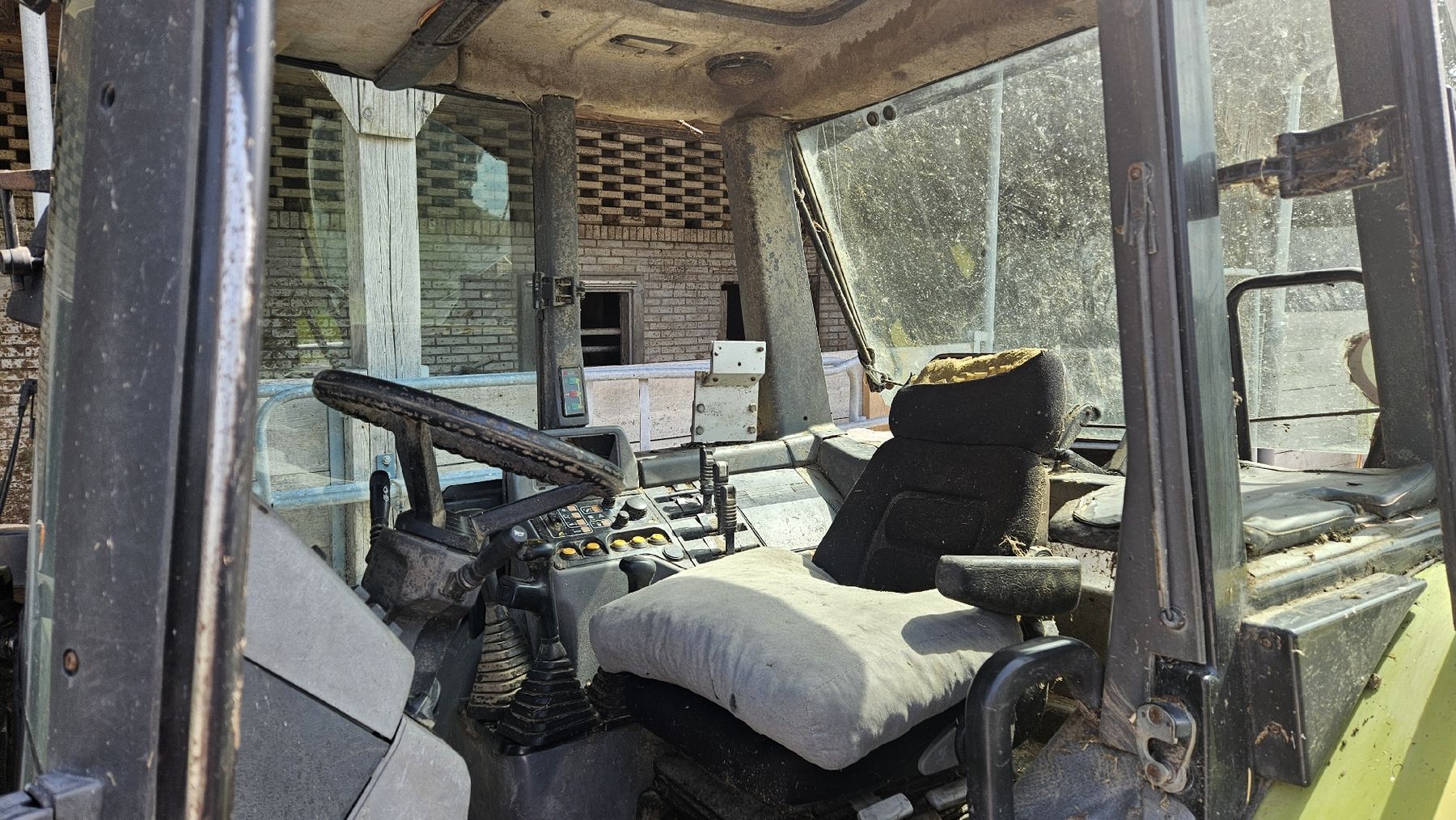 Hürlimann Traktoren: Traktor Hürlimann XT 908 für Export – Defekt aus Emmenbrücke von raphaelbuehlmann 5