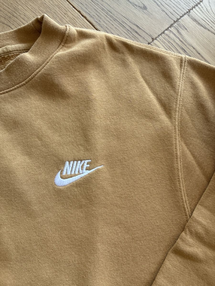 Nike Maglioni & Felpe: Nike Pullover – Usato da Madetswil venduto da lagunabeach 2