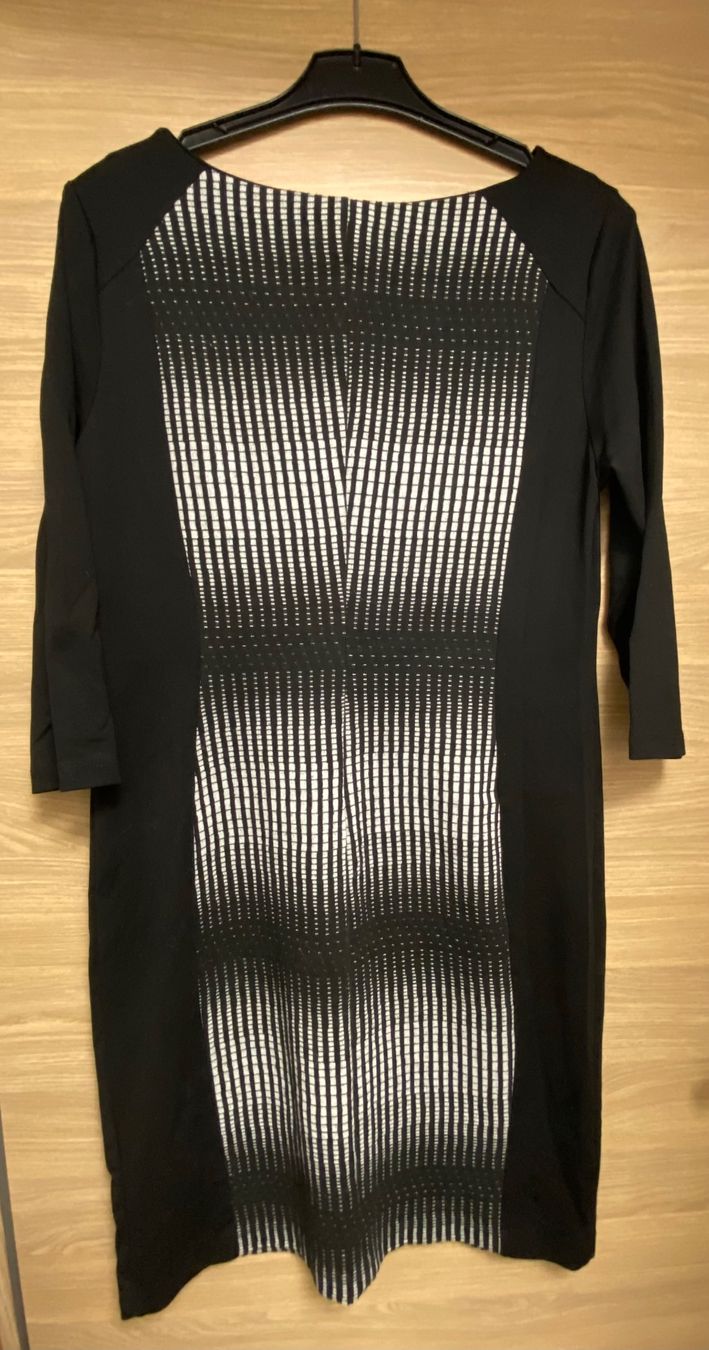 Vestiti: Strickkleid Grösse 36/38 – Usato da Ennetmoos venduto da Tabakfrei 1