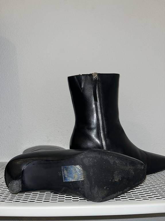 Chaussures femmes: Stivaletti neri a punta – D'occasion à Zürich par ste_89cs 1