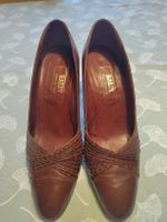 Bally Pumps braun Leder mit Struktur 39.5