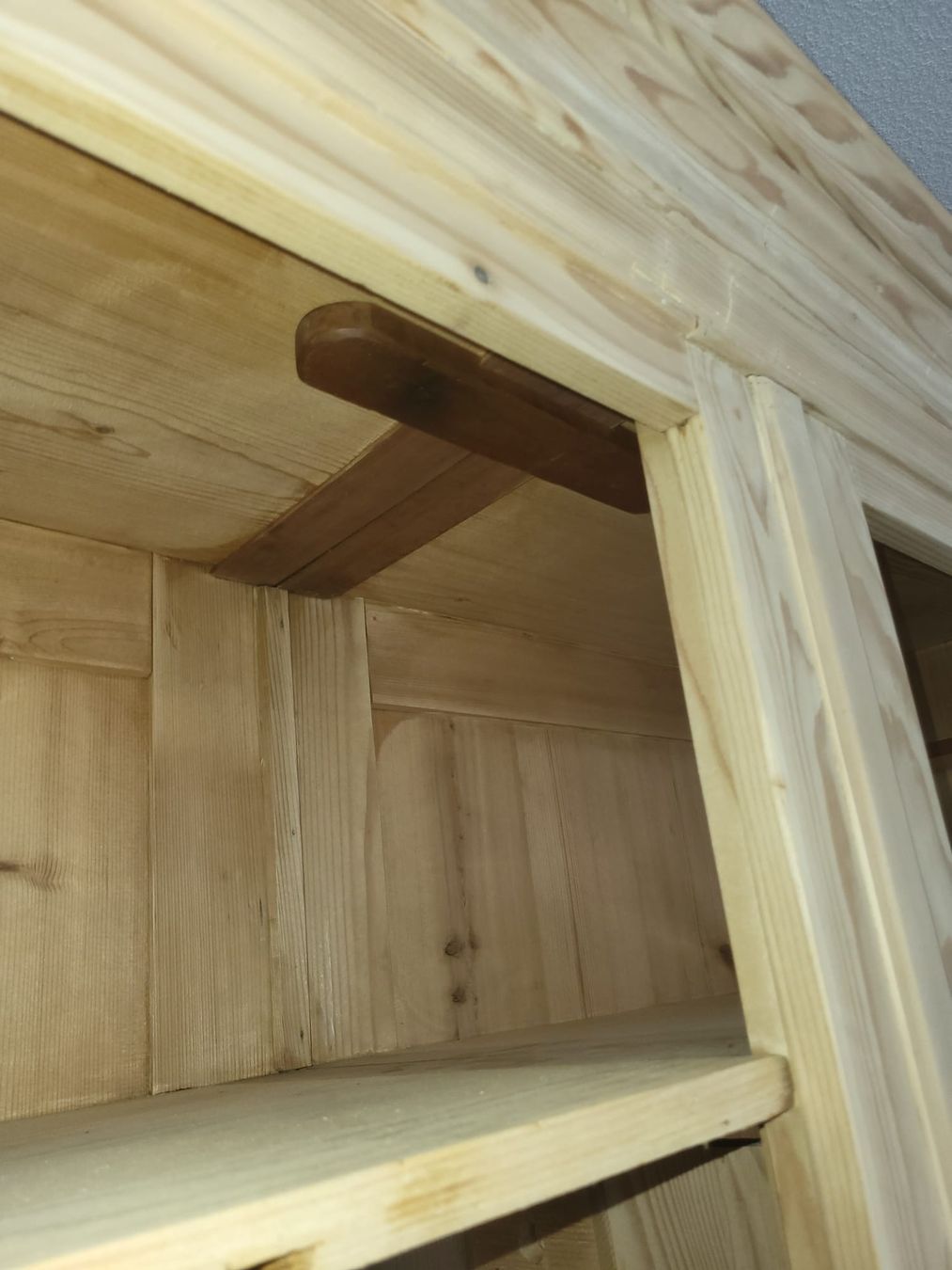 Armoires: Wunderschöner antiker Schrank restauriert – D'occasion à Hofstetten SO par famburgert 8