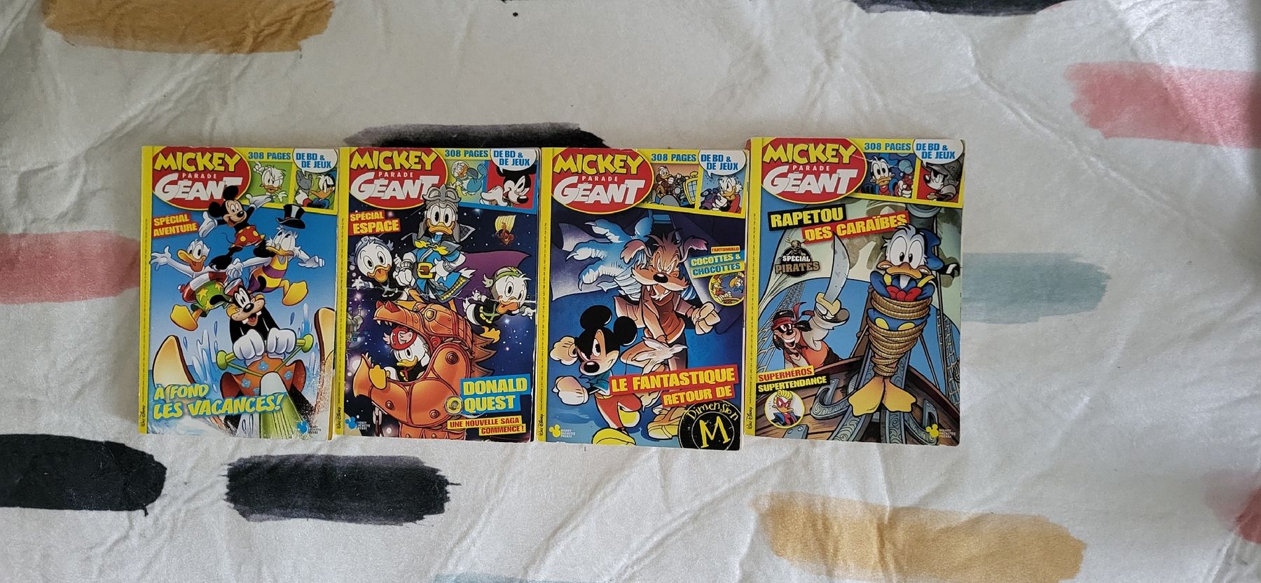 BD: Lot de 4 Mickey Parade Géant - Super État - Rares! – D'occasion à la tour de peilz par alegre02