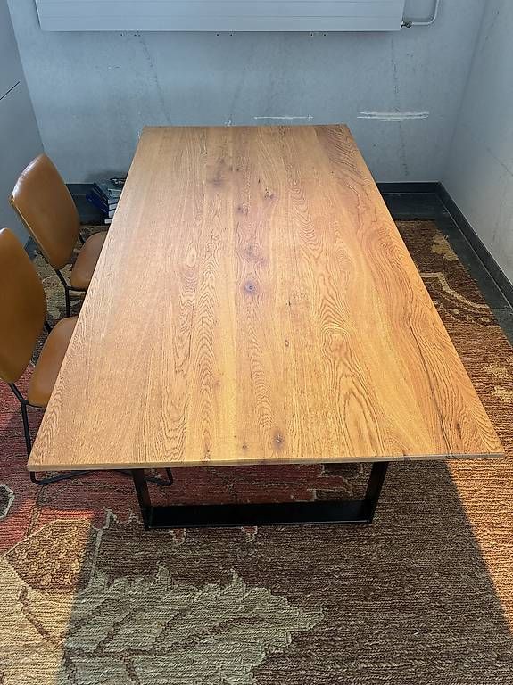 Tavoli: Massiv Holztisch – Nuovo e nell'imballaggio originale da Fahrwangen venduto da eli_kc5y
