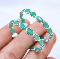 Orecchini placcati in argento con smeraldo indiano