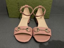 Gucci sandali 35