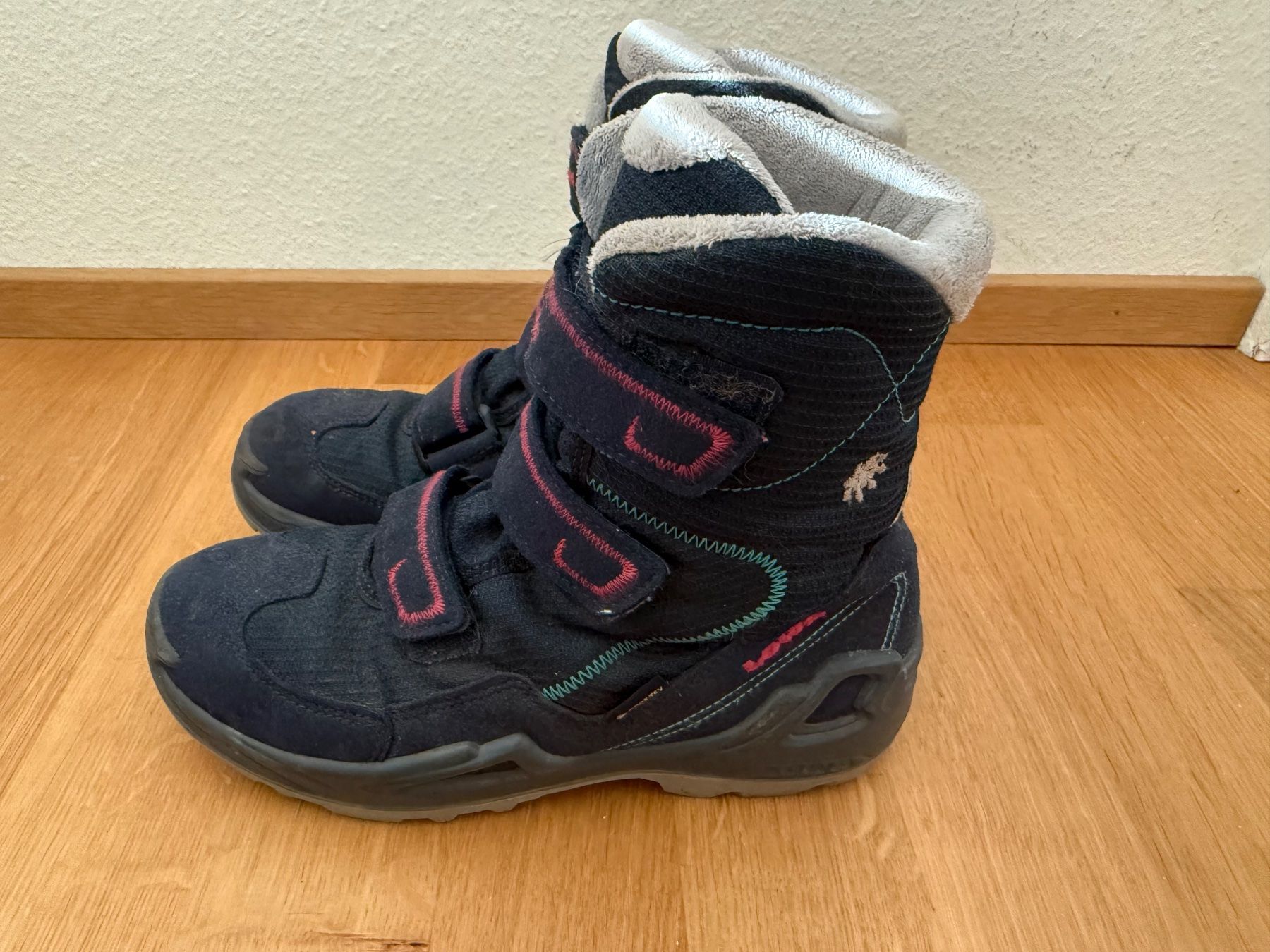 Lowa Schuhe für Mädchen: Lowa Winterstiefel Gr 36 – Gebraucht aus Hünibach von rotestandem01 1