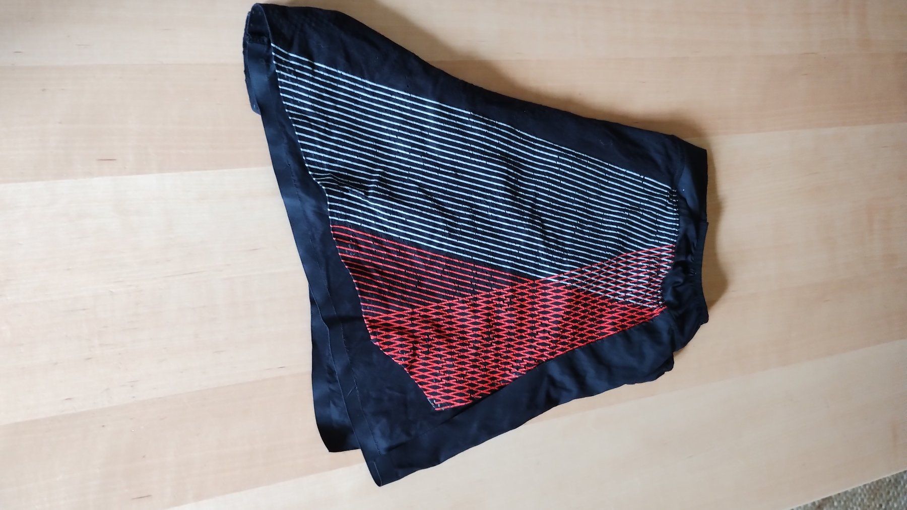 Compressport Hosen: Short compressport noir – Gebraucht aus Vaulion von JohannTel 1