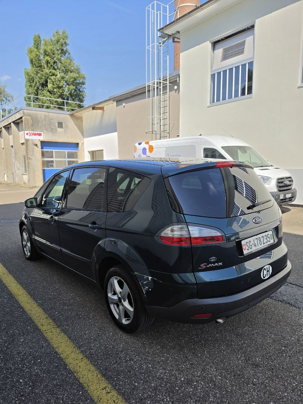 Ford Autos: Ford S-Max 2.0TDI Automat – Gebraucht aus St. Gallen von Luis_w98 3