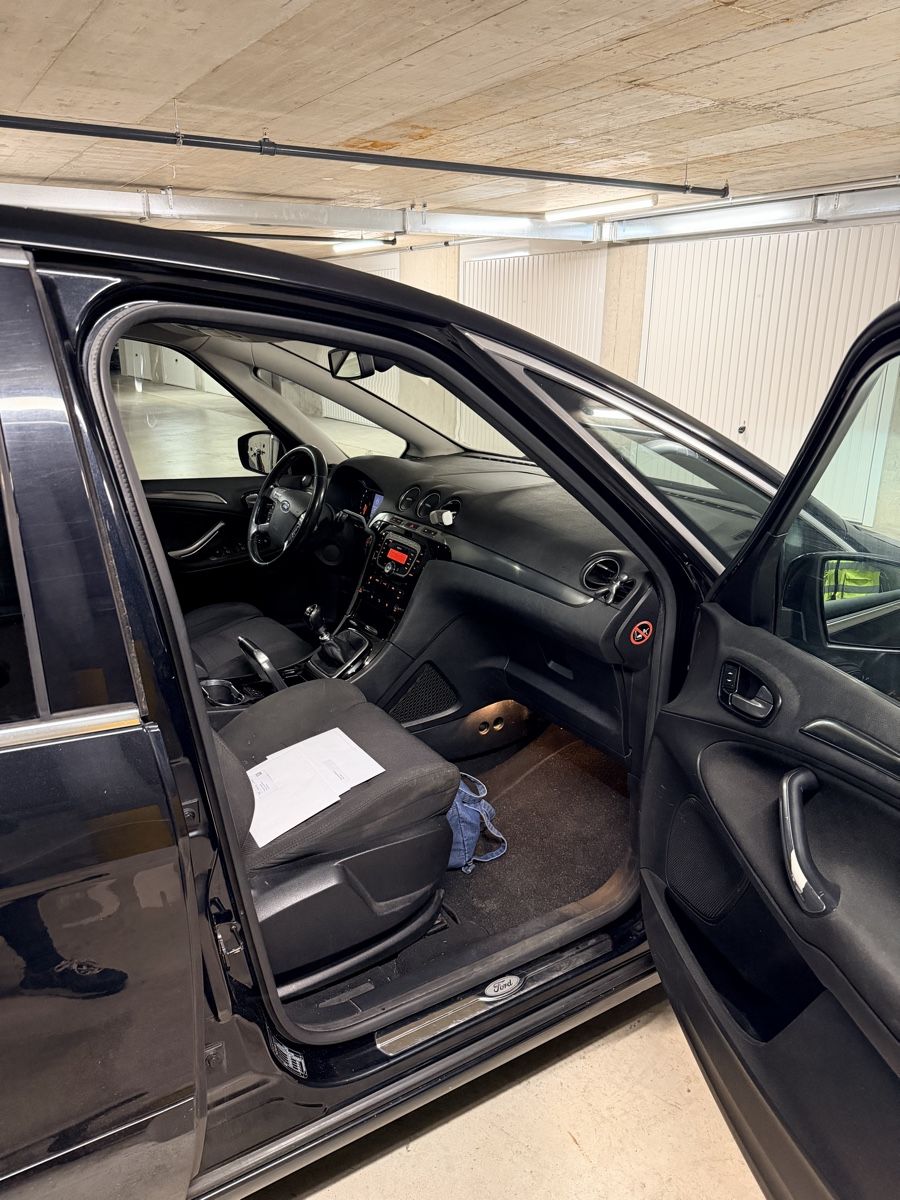 Ford Autos: Vend Ford s-max 1.6 ecoboost  – D'occasion à Genève par ken_x7f2 5