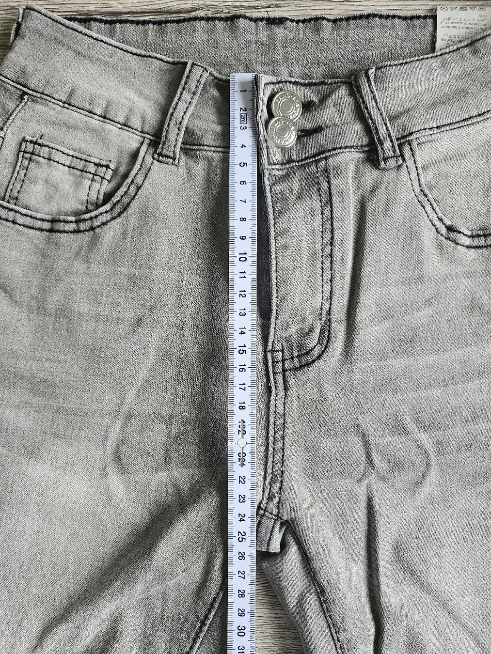 Jeans: Graue Capri- Jeans, Grösse S/36, Neu! – Neu und originalverpackt aus Hunzenschwil von nudget 3