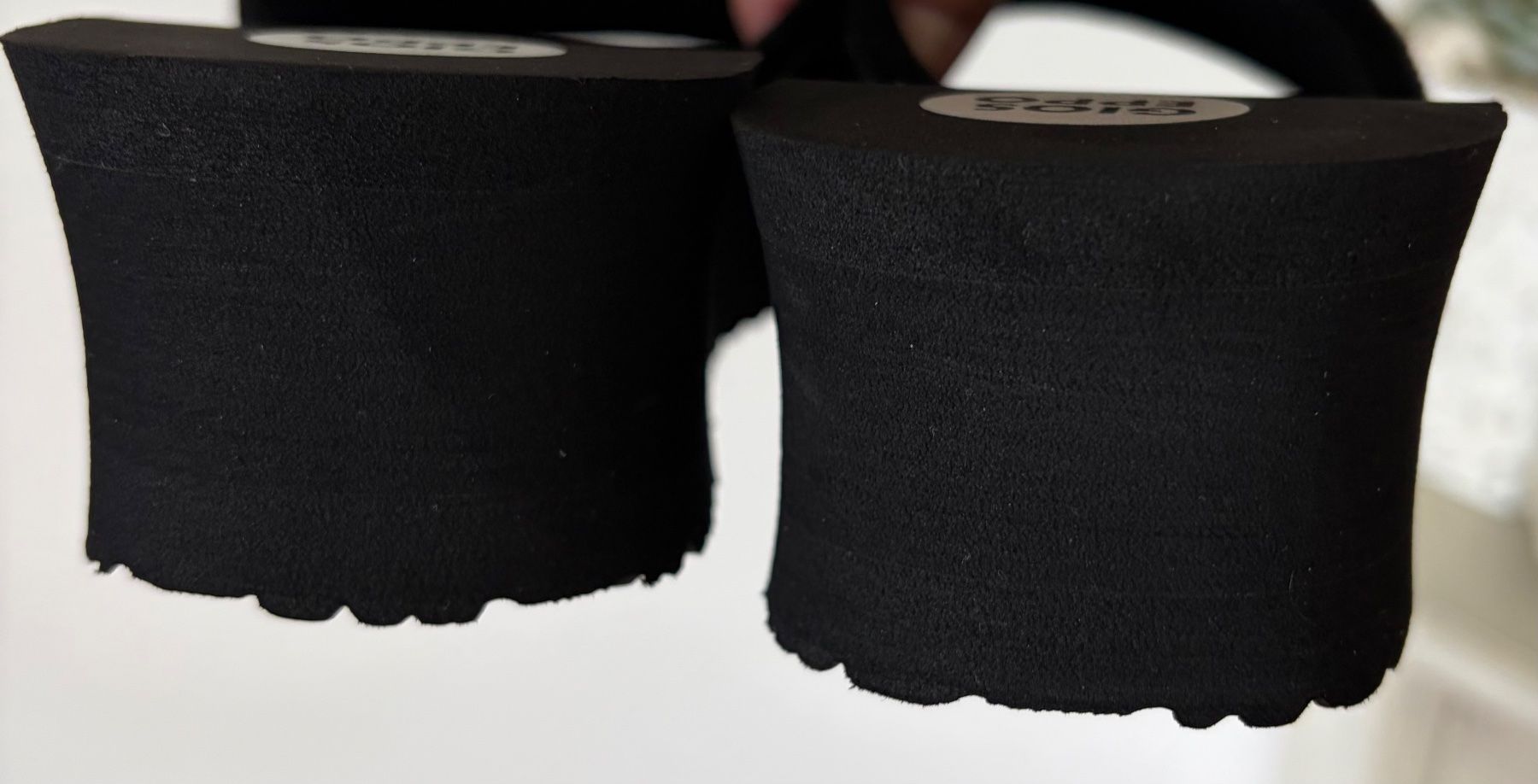 Damenschuhe: Clogs/Strandschuhe in Schwarz, Gr. 37 – Neu (gemäss Beschreibung) aus Zürich von Maria2021 5