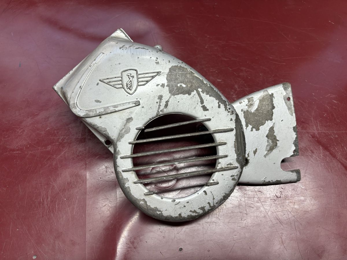 Zündapp Mofa-Ersatzteile: Mofa Zündapp Belmondo Gebläsehaube – Gebraucht aus Latterbach von Bbutz98