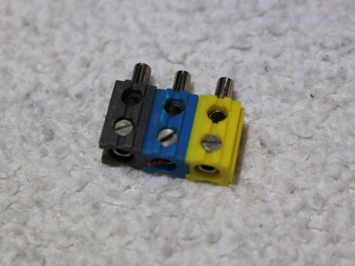 Modellini di ferrovie: H0 Steckers mit Querloch - Set mit 31 Stk. spezielle Version – Usato da Roveredo GR venduto da ManolitoBoris 2