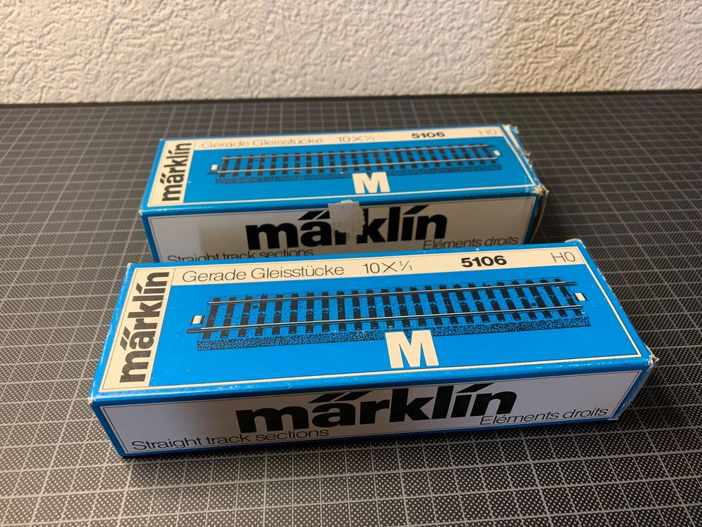 Lot De 10 Rails Droits Märklin Voie M - Référence 5106 - État Proche Du Neuf - Occasion De Qualité