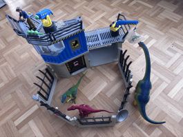 Schleich Spielset Dinosaurier mit Figuren und Zaun