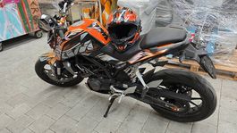 Moto ktm duke 200 con 16000km