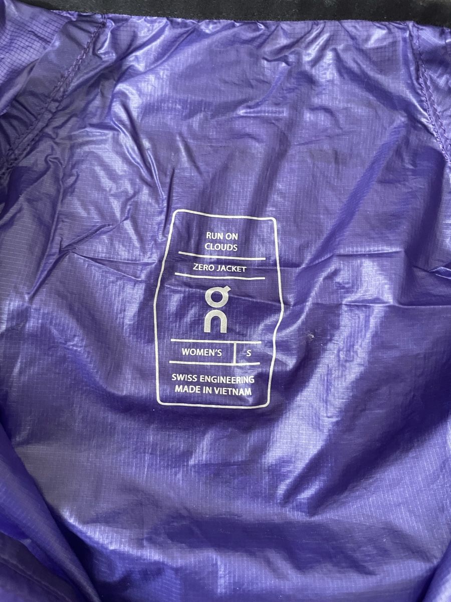 Vestes: On Running Zero Jacket Damen Gr. s – D'occasion à Zürich par katidust 2
